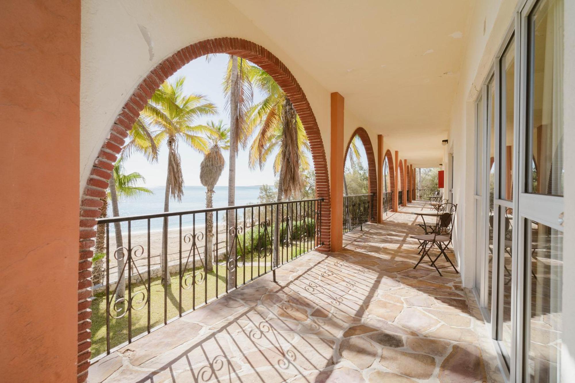 Hotel Rancho Buenavista 카보산루카스 외부 사진